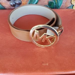 Women belt